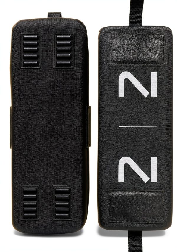 Pavo 2-in-1 Bag and Stand for Traktor DJ Controllers-2